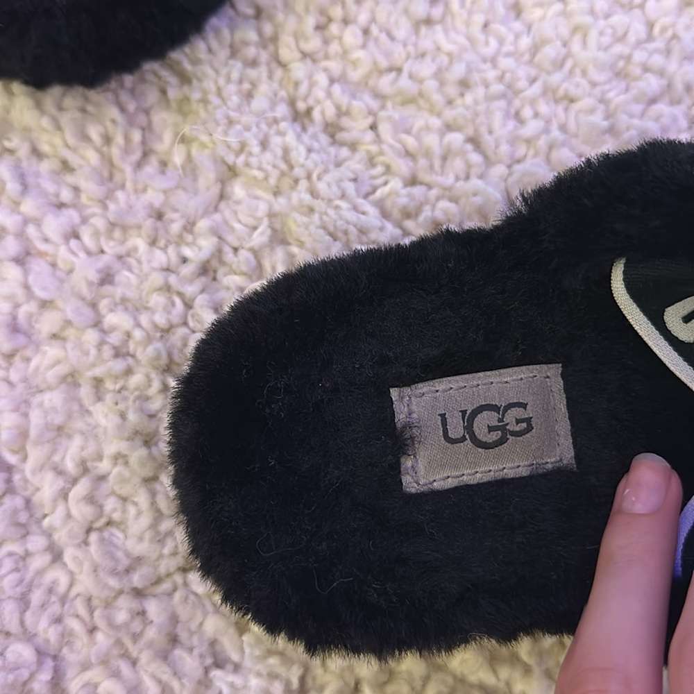 Ugg Fluf yeah! Open-Toed UGG slippers•🥰😍❤️ - Picture 5 of 6
